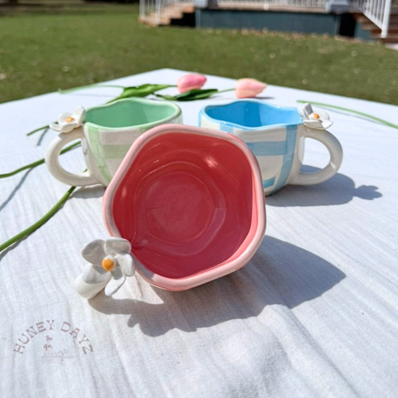 Pink Blooming Pastel 3D Flower Grid Mug