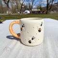 Honey Bee Daisy Mug